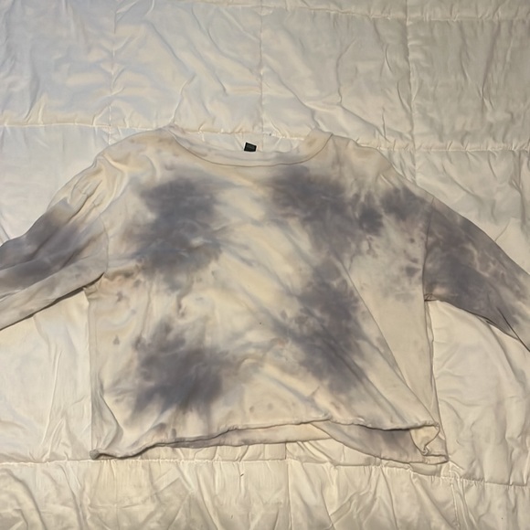 Cropped White & Grey Sweatshirt - Picture 3 of 3